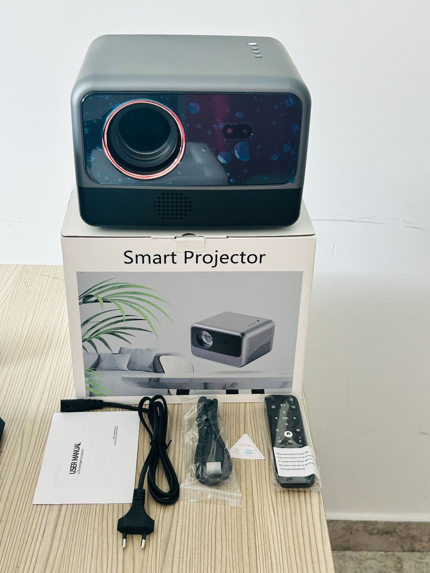 Foreign Trade Version Cross-Border Android Projector Bluetooth 5G Dual-Band WIFI HD 1080P Projector for Office and Home Use LE